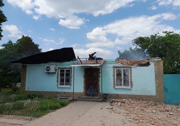 В результате ночной атаки в Запорожской области разрушены и повреждены почти 90 домов. || Фото: t.me/zoda_gov_ua