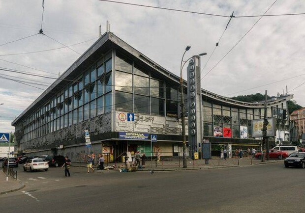 На Житньому ринку на Подолі з'являться фуд-корти та концертний майданчик. || Фото: bzh.life
