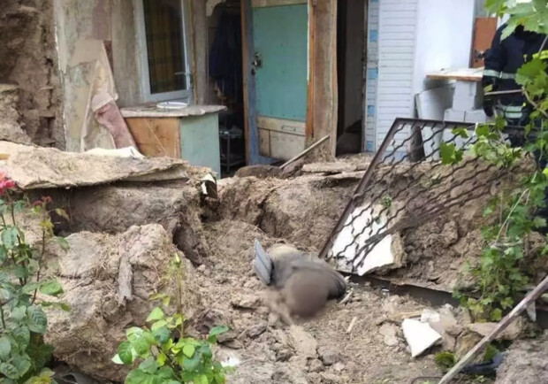 В Запорожском районе из-под завалов вытащили тело мужчины || - фото: zp.dsns.gov.ua