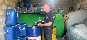 За ніч до півтори тисячі літрів: на Одещині крали пальне на залізниці