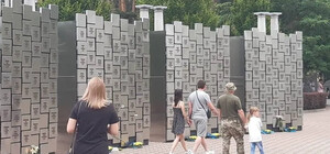 В Буче появился мемориал в память о погибших от рук оккупантов горожанах