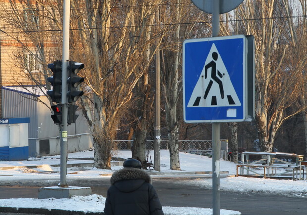 Вчера запорожцы сбивали женщин прямо на переходах.
Фото vgorode.uа