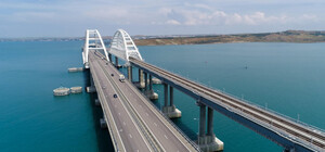 РФ пытается разгрузить Крымский мост и увеличивает трафик через Мелитополь