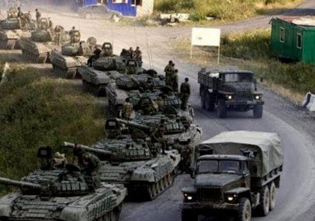 Враг массово доставляет военную технику в направлении Мелитополя - || фото: politeka.net