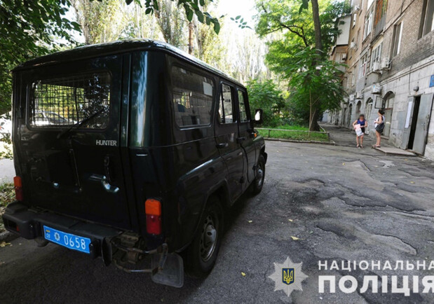 У Запоріжжі чоловіка вбили манікюрними ножицями. || Фото: zp.npu.gov.ua