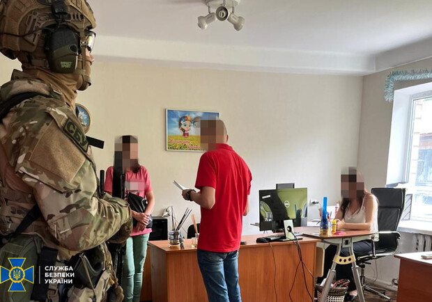 Помогали ухилянтам: СБУ разоблачила коррупционную схему врачей и работников военкомата - || фото: ssu.gov.ua