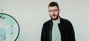 У автора туристического герба Одессы конфисковали активы в Украине