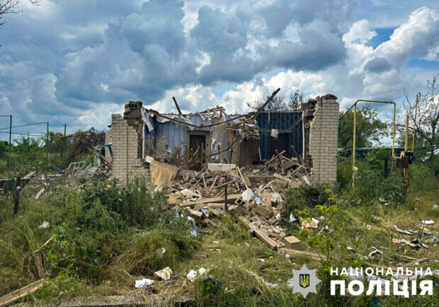 За добу РФ здійснила понад 90 ударів по Запорізькій області: є поранений. || Фото: zp.npu.gov.ua