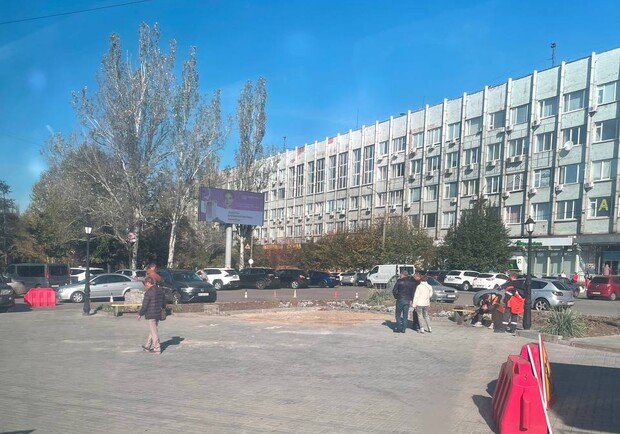 В Запорожской области демонтировали остатки памятника Пушкину. || Фото: Vgorode/Тина Собко