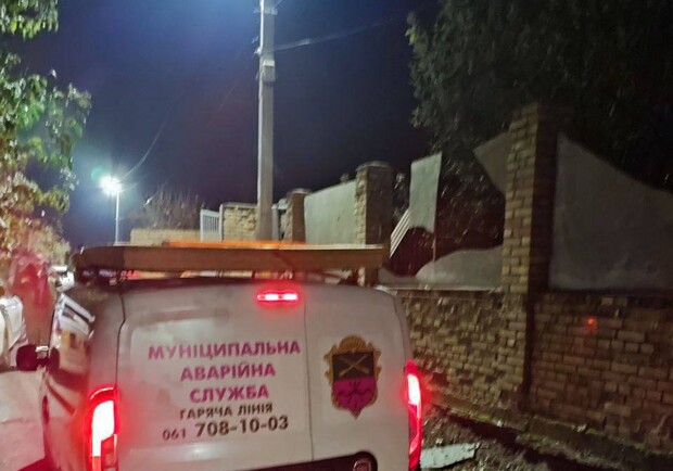 В результате ракетной атаки в Запорожье повреждено более 20 домов. || Фото: t.me/kurtievofficial