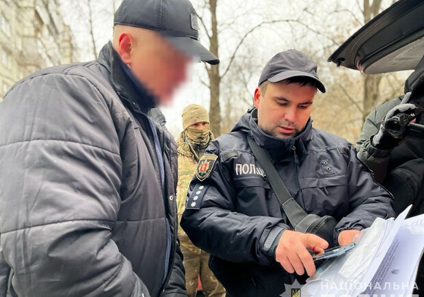 В Запорожье задержали братьев-мошенников, обещавших призывникам избежать мобилизации. || Фото: zp.npu.gov.ua