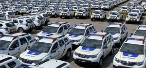 Запорожская полиция покупает новый Renault Duster за миллион