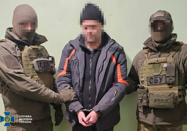 "Охотился" на оборонные заводы Запорожья: СБУ задержала агента российской военной разведки. || Фото: ssu.gov.ua