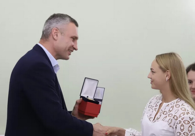 КГГА направит более 3 млн грн на изготовление медалей. || Фото: официальный сайт Виталия Кличко