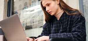 В Запорожье и области увеличилось количество безработных