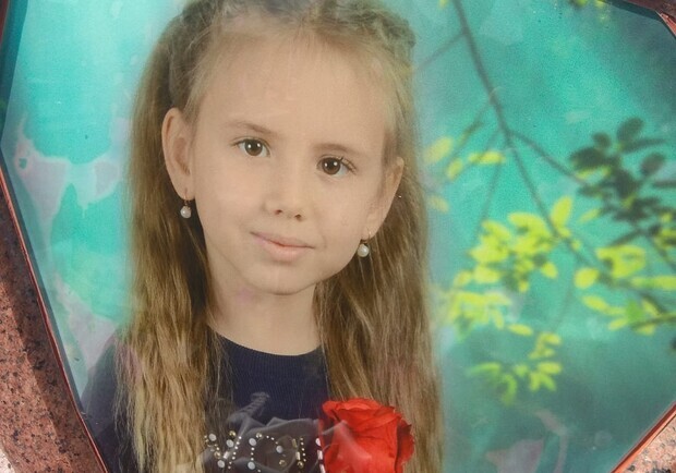 Гибель 8-летней девочки в Дубовой роще: на заседание снова не явились свидетели. || фото: facebook.com/profile.php?id=100009216152351