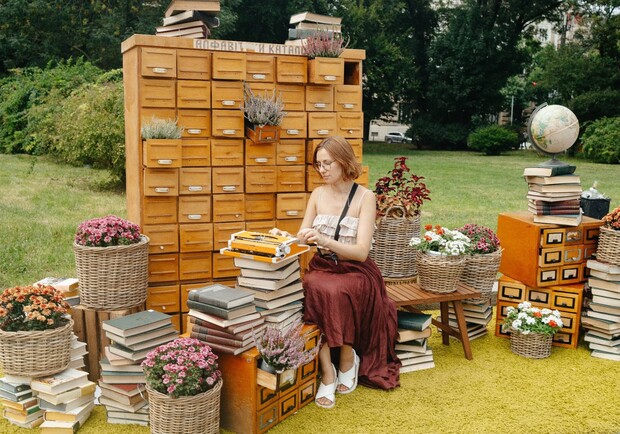 Book exchange "Book Square"