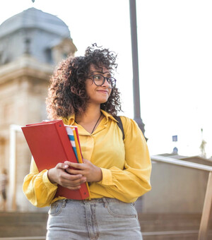 В какие запорожские ВУЗы можно поступить на обучение осенью