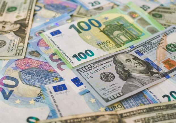 Курс валют в Украине 26 октября 2024: сколько стоит доллар и евро. || Фото: istockphoto.com