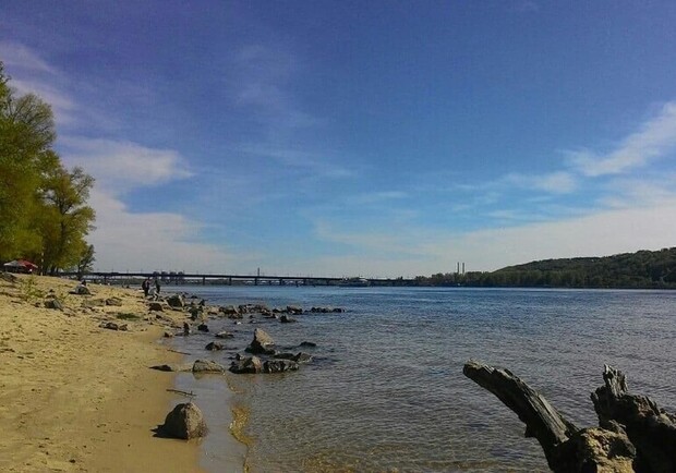 Гидропарк — предмостная слободка