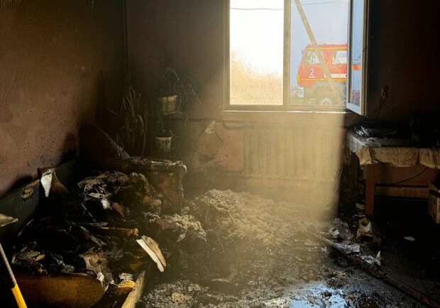 У Львівському районі через пожежу загинув чоловік. || фото: facebook.com/LVIVDSNS