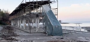 Восьмиэтажку возле пляжа 