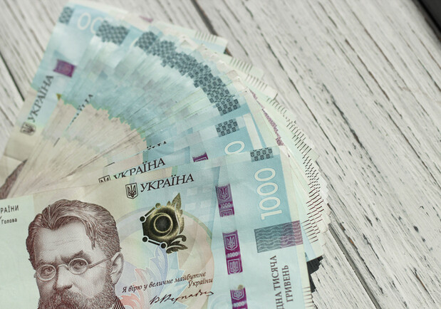 Зеленський підписав закон про перенесення підвищення податків для ФОПів. || Фото: gettyimages.com/ Irina Piskova
