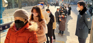 В Китае распространяется новый вирус HMPV: больницы переполнены, растет беспокойство