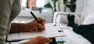 Безкоштовна психологічна допомога та консультацію юриста у Києві: адреси