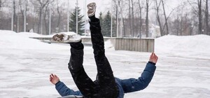 Как днепрянам получить компенсацию за травму из-за гололеда
