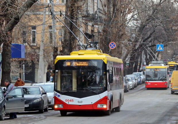 В Одесі збільшився інтервал руху кількох тролейбусних маршрутів: яких саме