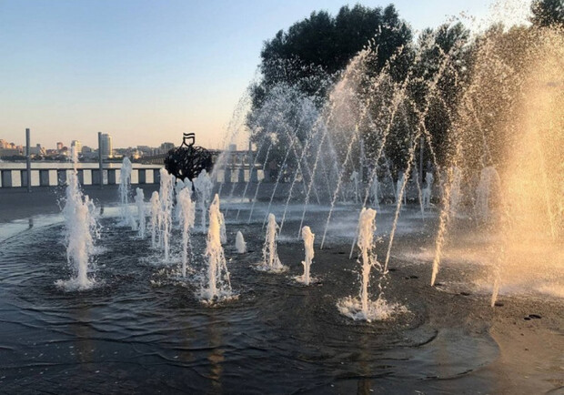 Кто и за сколько обслуживает фонтаны Днепра: как расходы выросли в 5 раз за шесть лет