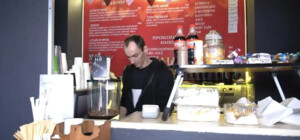 В Днепре ветеран из Краматорска запустил кофейню после демобилизации