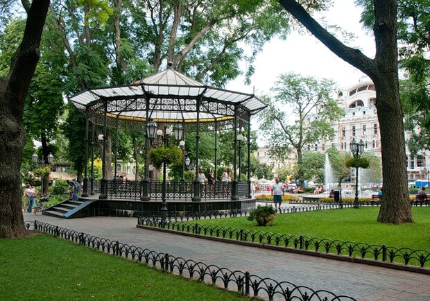 В Одесі за понад чверть мільйона гривень відреконструюють Міський сад