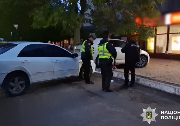 Вечірня ДТП у Білгороді-Дністровському: автомобіль наїхав на двох сестер, обидві в лікарні