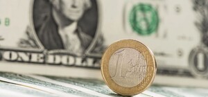 Курс валют в Украине 8 октября 2025 года: сколько стоит доллар и евро