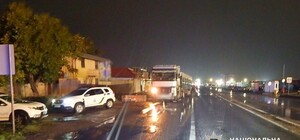 Под Одессой грузовик сбил женщину на пешеходном переходе: полиция расследует обстоятельства ДТП