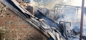 Массированная атака на Запорожье: повреждены газовые объекты, погиб ребенок, движение через ДнепроГЭС перекрыто