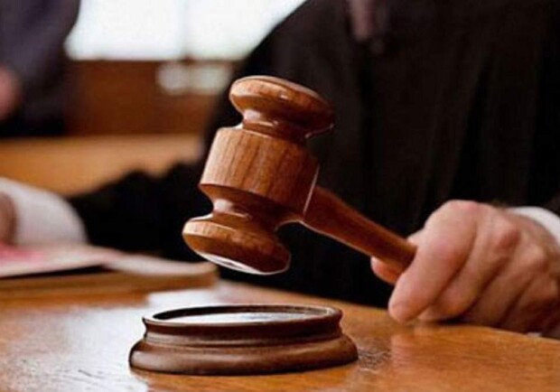 На Одещині чоловік отримав 5 років в’язниці за наркозлочини та підпал майна власної матері
