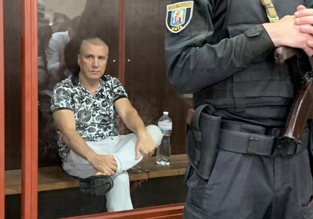 В Одесі ексвійськкома Борисова силоміць привезли до суду: ДБР заявило про законність дій