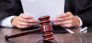 В Харьковской области суд вынес приговор хулигана, который ударил водителя вилами на дороге