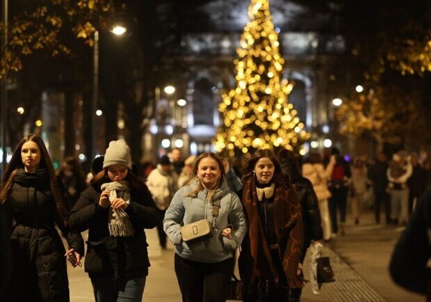 Коли у Львові засвітять головну ялинку міста