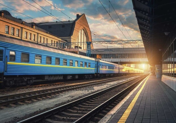 Укрзалізниця запустить 43 гірські рейси: більшість — із прифронтових регіонів