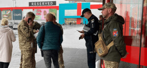 Конфиликт работников ТЦК и полицейских с прохожими в Одессе: как комментируют в военкомате