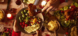 Новорічний стіл 2026: що має бути на святковому столі та як підготуватися до зустрічі року