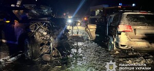 ДТП с маршруткой на трассе Киев-Харьков вблизи Иванкова: погиб водитель легковушки, пострадали 13 человек