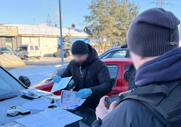 Водійські посвідчення по 500 доларів: У Львові викрили схему торгівлі документами