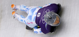 Украинского спортсмена дисквалифицировали с зимних Олимпийских игр через шлем