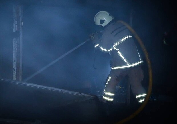 РФ атакувала Одесу ударними дронами: горить будинок, постраждали люди