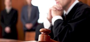 В Харькове мужчина сменил пол и через суд добился снятия с воинского учета